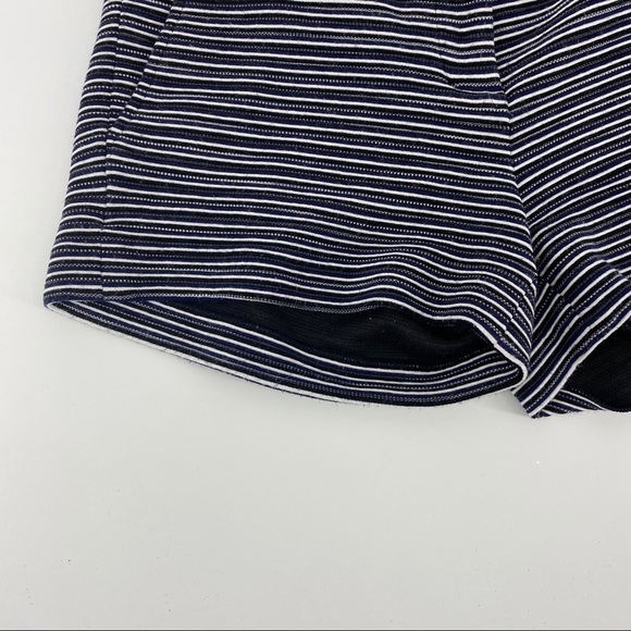 BCBG shorts. - Picture 7 of 9